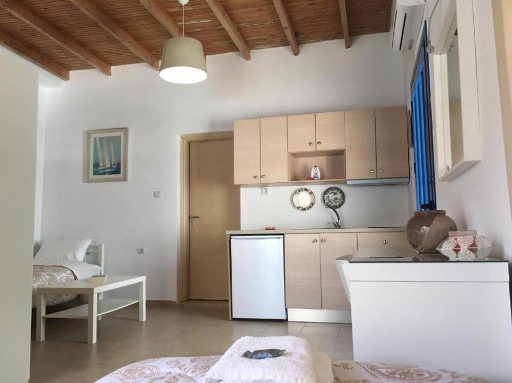Bed and Breakfast Sifis Loutro Zewnętrze zdjęcie